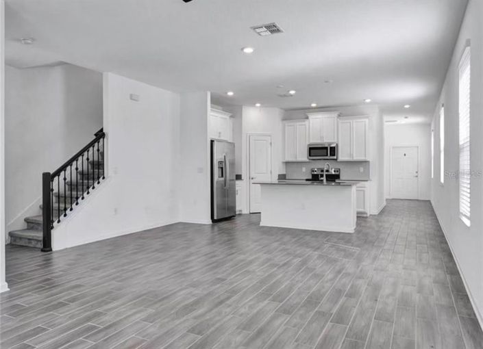 Image No.3-4 Bed House for sale