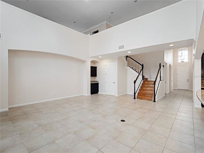 Image No.14-4 Bed House for sale