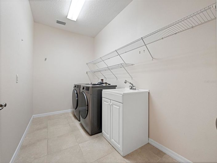 Image No.33-4 Bed House for sale