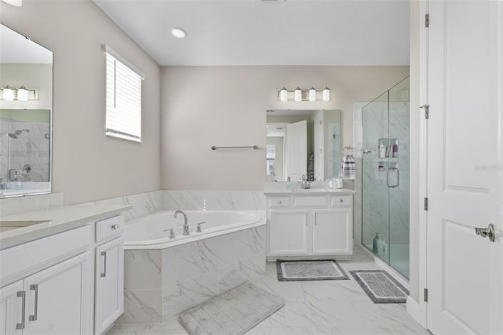 Image No.35-4 Bed House for sale