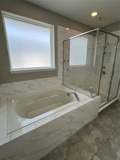 Image No.29-5 Bed House for sale