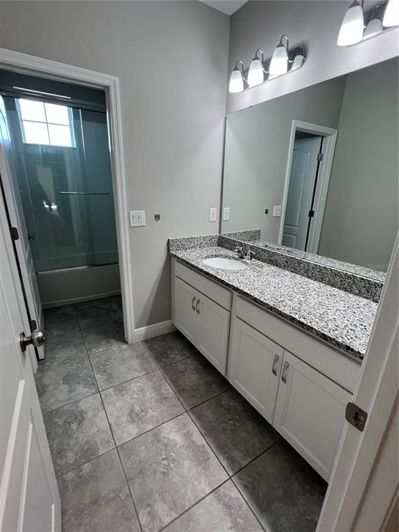 Image No.42-5 Bed House for sale