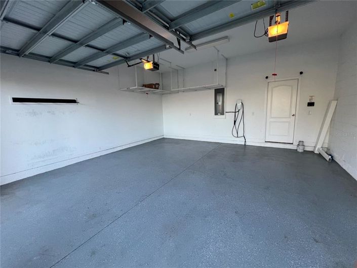 Image No.44-5 Bed House for sale