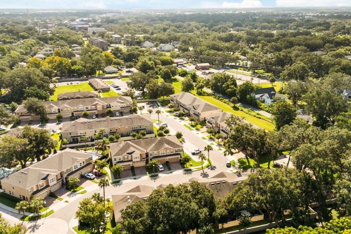 Image No.32-3 Bed Townhouse for sale