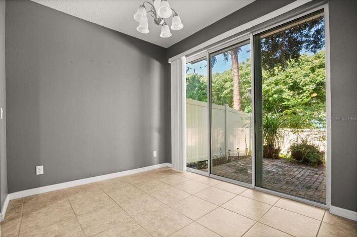 Image No.5-3 Bed Townhouse for sale