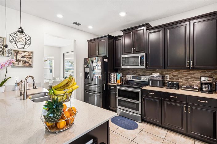 Image No.13-4 Bed House for sale