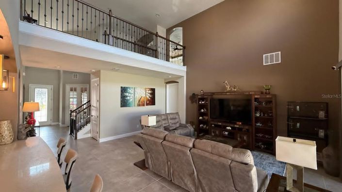 Image No.12-4 Bed House for sale