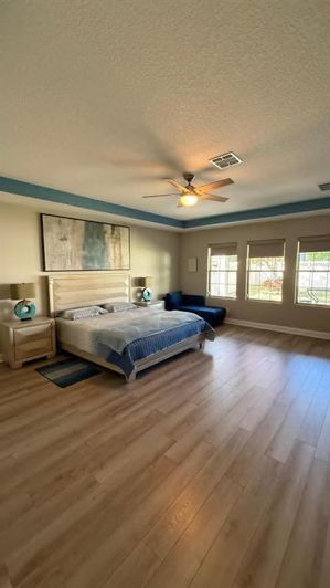 Image No.15-4 Bed House for sale