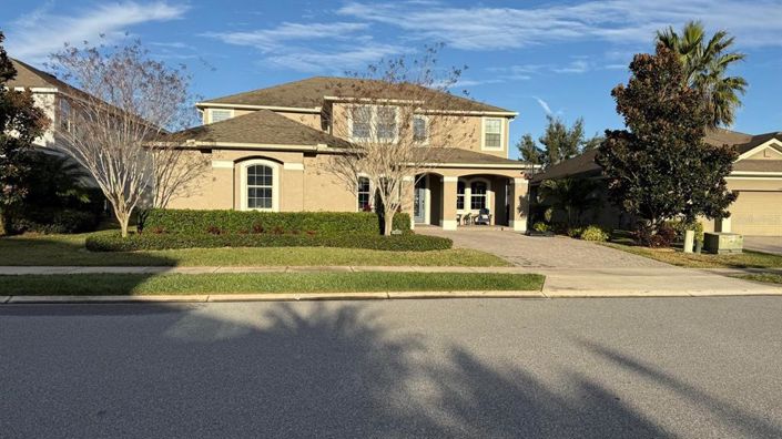 Image No.2-4 Bed House for sale