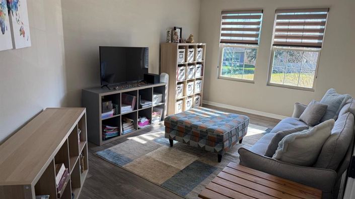 Image No.27-4 Bed House for sale