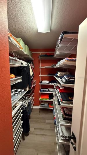 Image No.30-4 Bed House for sale