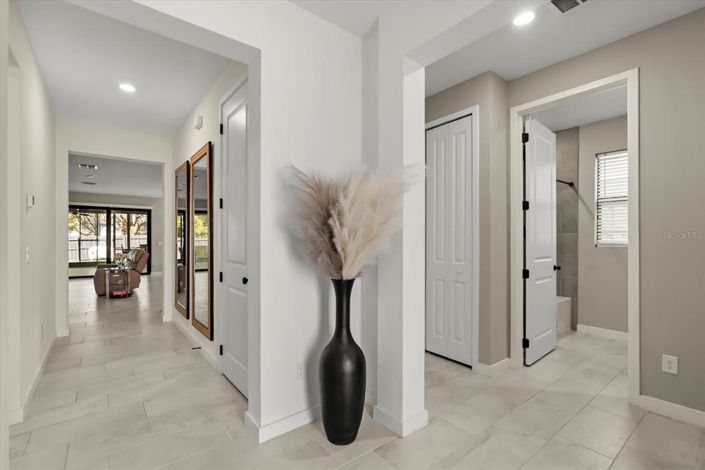 Image No.22-4 Bed House for sale