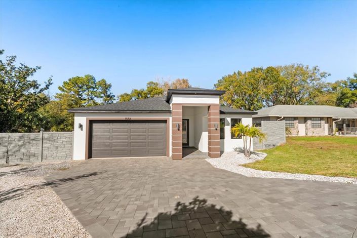 Image No.3-4 Bed House for sale