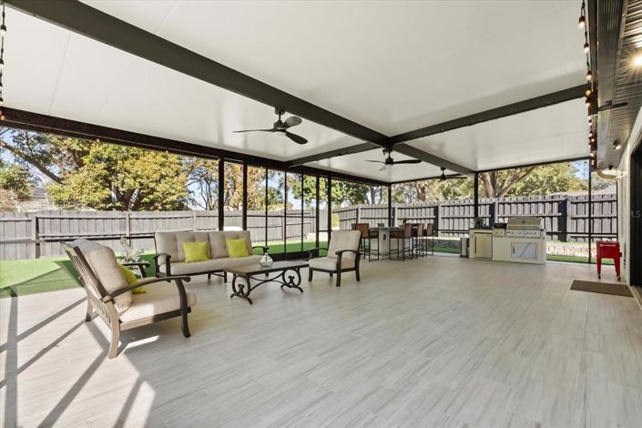 Image No.30-4 Bed House for sale