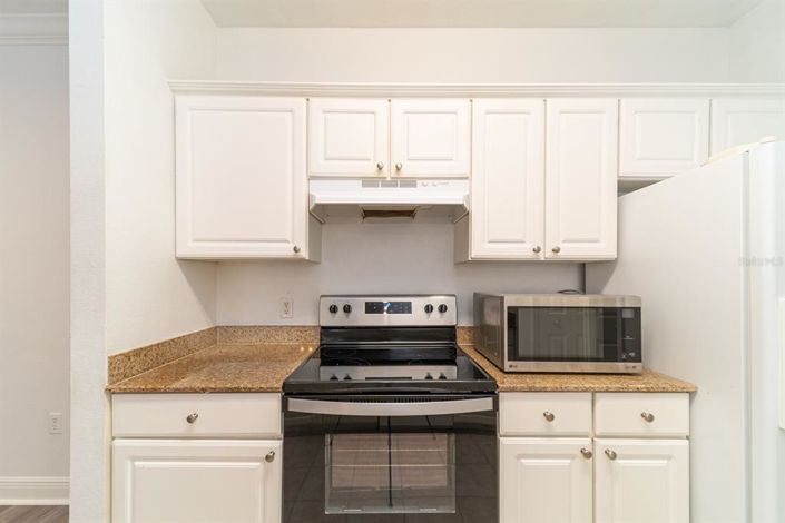 Image No.11-3 Bed Apartment for sale