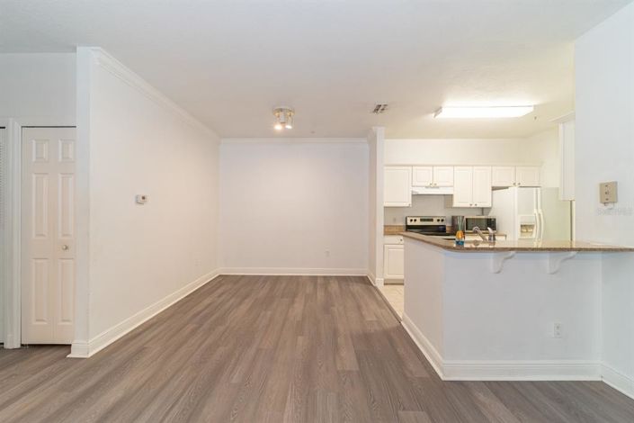 Image No.6-3 Bed Apartment for sale