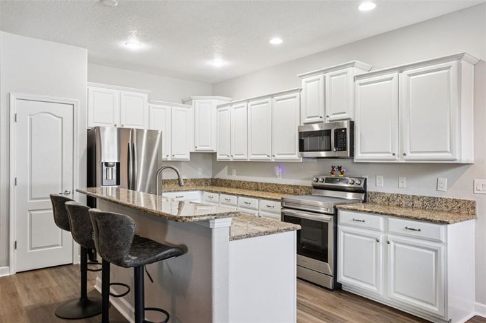 Image No.11-4 Bed House for sale