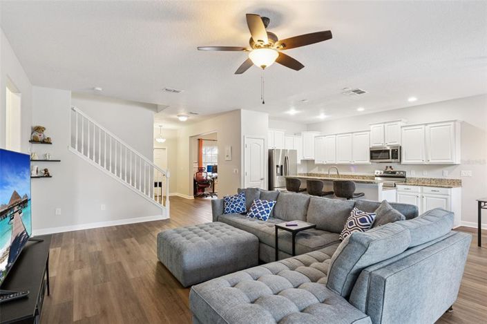 Image No.6-4 Bed House for sale