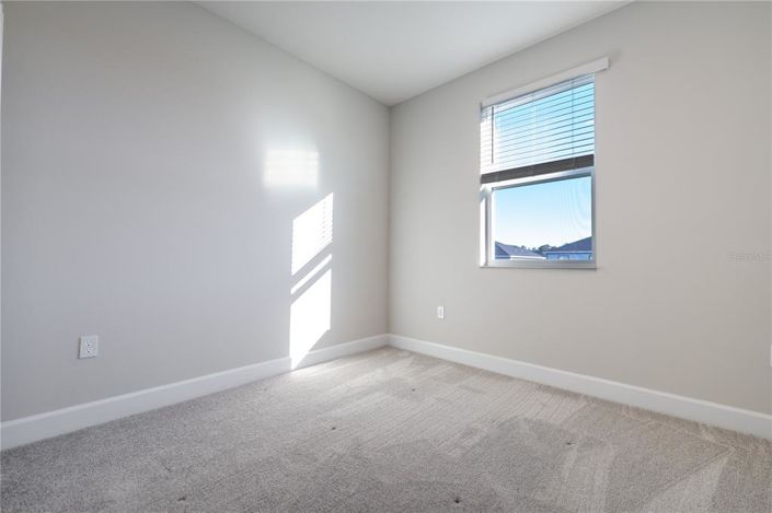 Image No.18-3 Bed Townhouse for sale