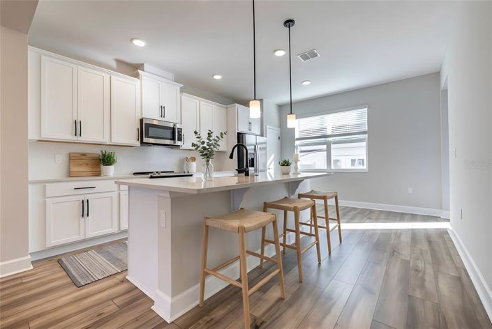 Image No.7-3 Bed Townhouse for sale