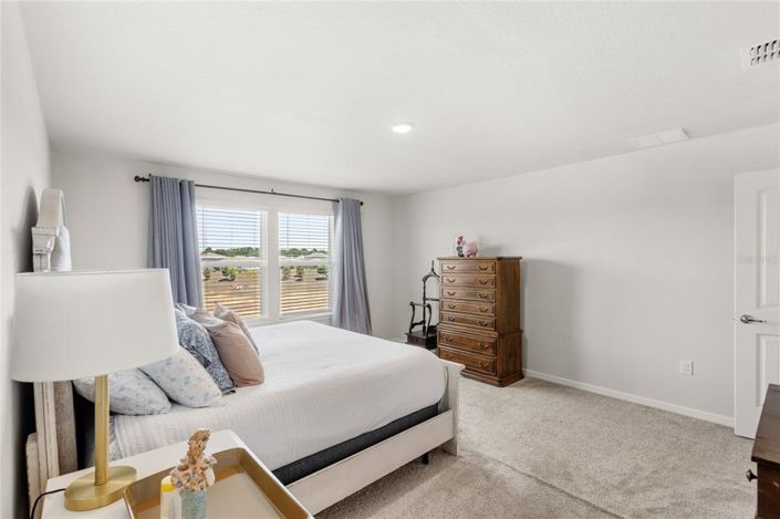 Image No.18-5 Bed House for sale