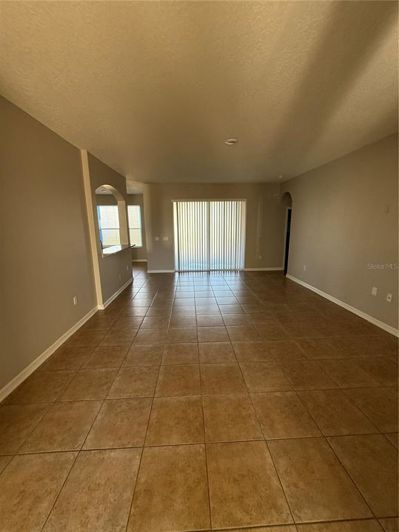 Image No.6-5 Bed House for sale