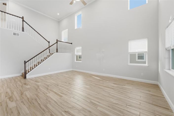 Image No.12-5 Bed House for sale