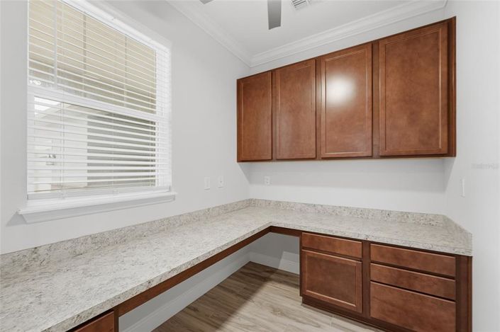 Image No.21-5 Bed House for sale