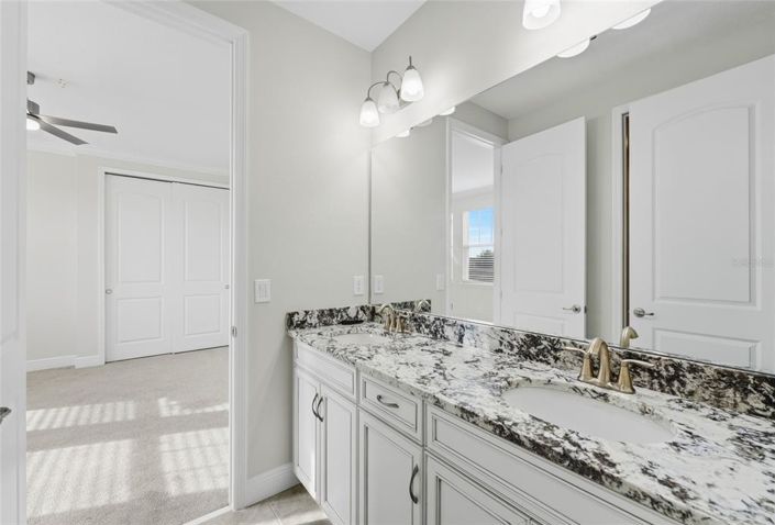 Image No.30-5 Bed House for sale