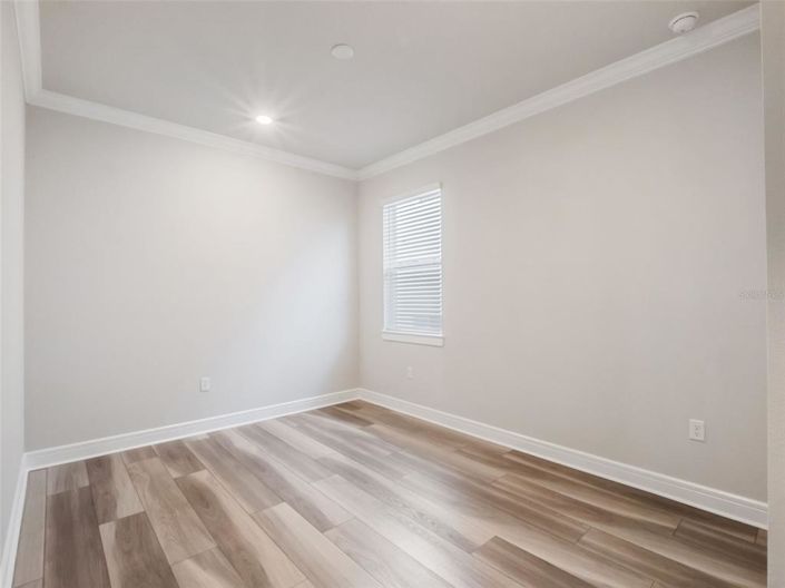 Image No.19-3 Bed House for sale