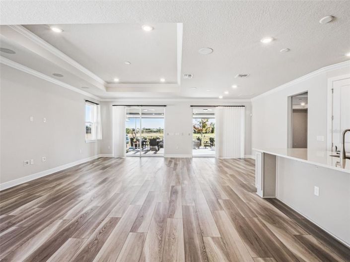 Image No.4-3 Bed House for sale