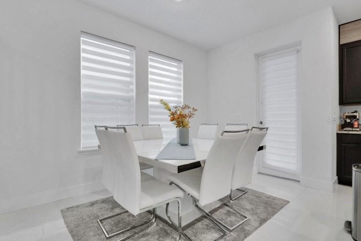 Image No.13-5 Bed House for sale