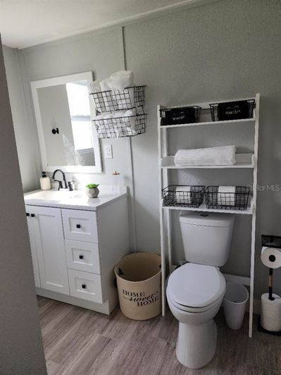 Image No.8-2 Bed House for sale