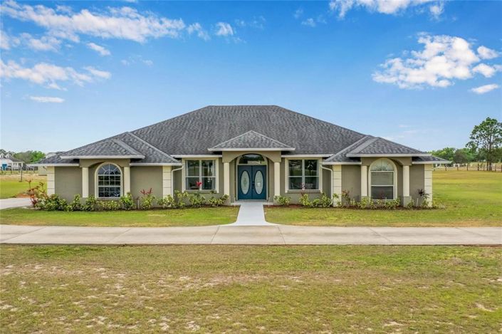 Image No.2-4 Bed House for sale