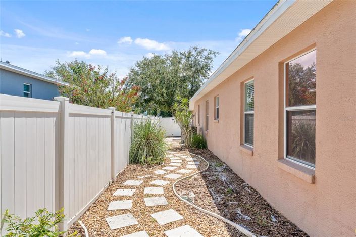 Image No.36-4 Bed House for sale