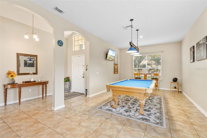 Image No.3-Maison de 4 chambres à vendre à Saint John