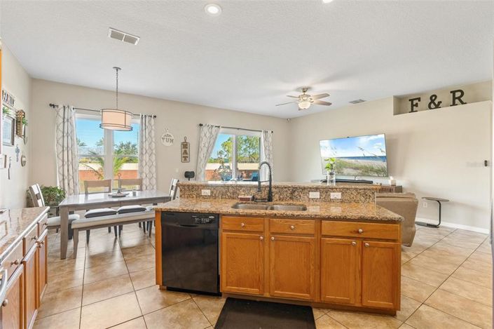 Image No.9-Maison de 4 chambres à vendre à Saint John