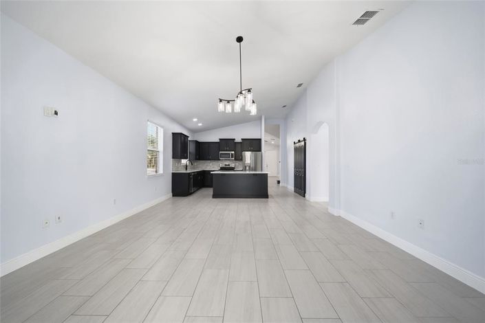 Image No.29-4 Bed House for sale