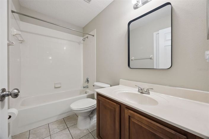 Image No.25-5 Bed House for sale