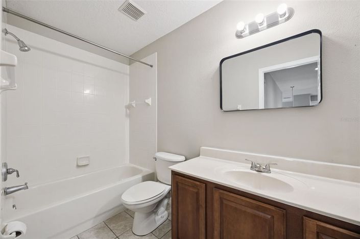 Image No.27-5 Bed House for sale