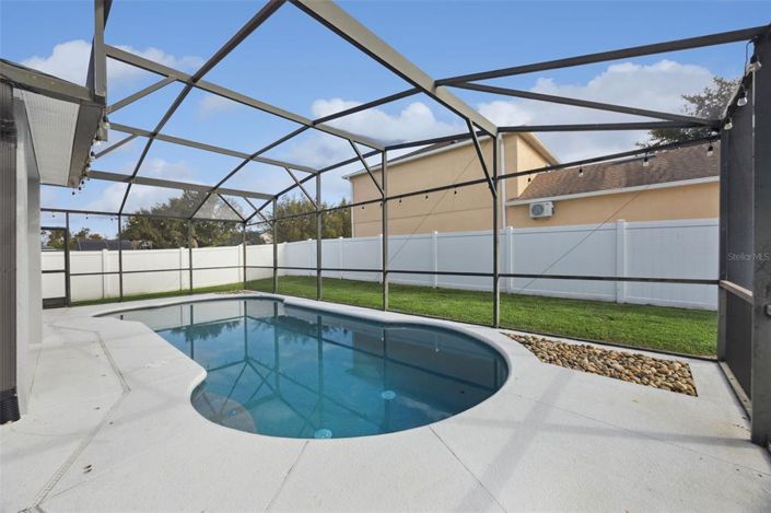 Image No.31-5 Bed House for sale