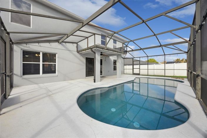 Image No.32-5 Bed House for sale