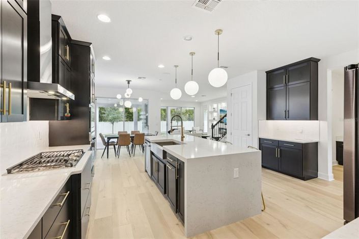 Image No.15-5 Bed House for sale