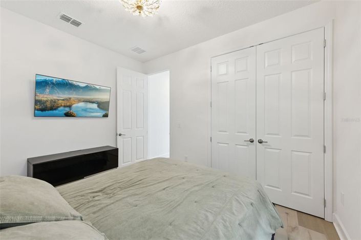 Image No.20-5 Bed House for sale