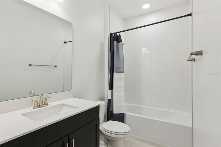 Image No.22-5 Bed House for sale