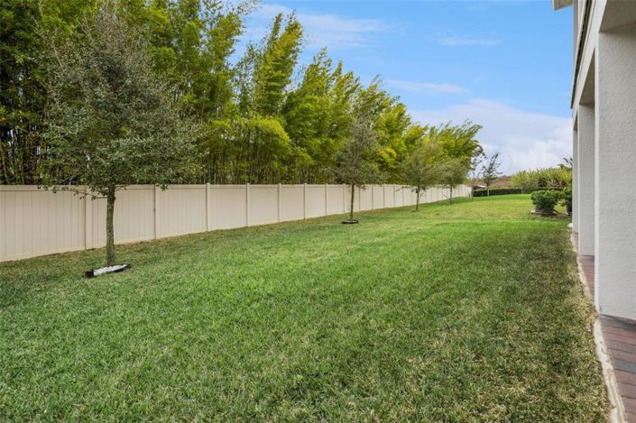 Image No.42-5 Bed House for sale