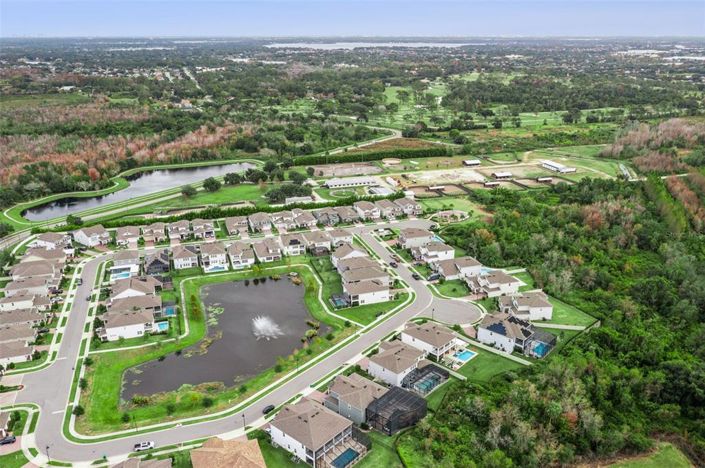 Image No.50-5 Bed House for sale