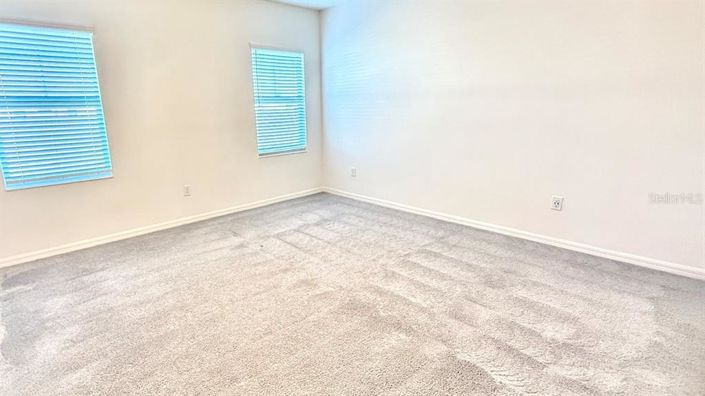 Image No.16-3 Bed Townhouse for sale