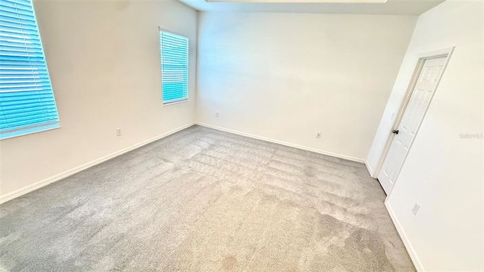 Image No.17-3 Bed Townhouse for sale