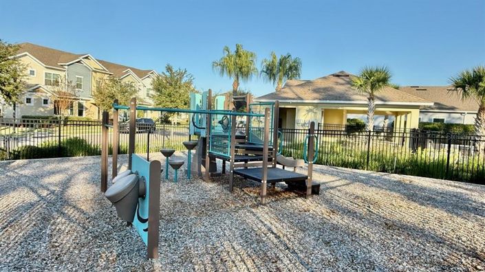 Image No.36-3 Bed Townhouse for sale